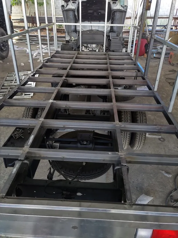 Quy trình lắp đặt khung thùng lên Chassis cực kỳ chính xác