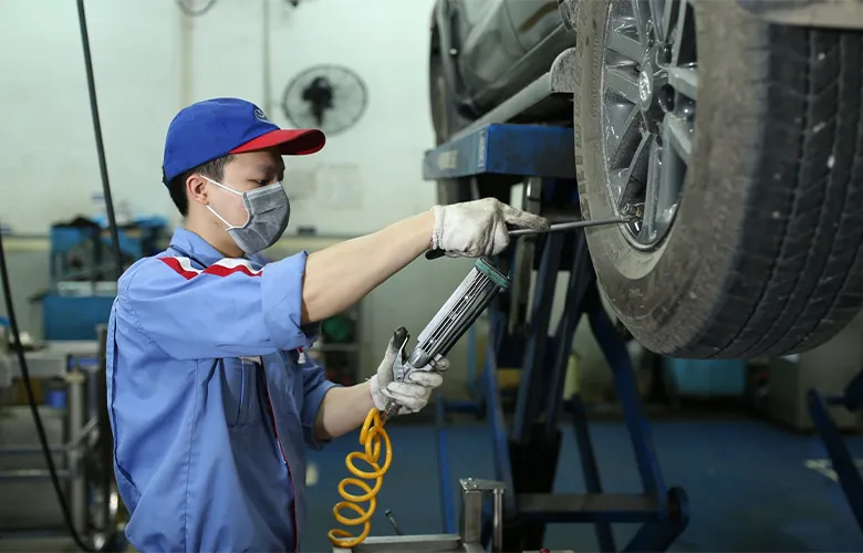 Các Mốc Bảo Dưỡng Xe Ô Tô Quan Trọng Bạn Cần Biết