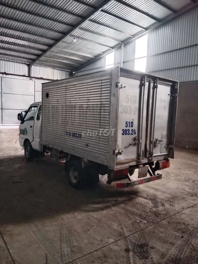 Cabin xe tải 1 tấn thiết kế tối giản nhưng đủ tiện nghi tham khảo