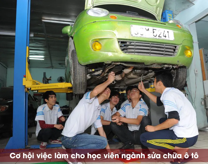 Cơ hội tìm kiếm việc làm rộng mở cho những học viên ngành sửa chữa ô tô