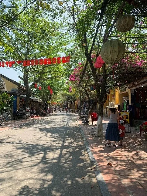 Trang bị đầy đủ đồ dùng cá nhân cho chuyến phượt ô tô hà nội đà nẵng thêm trọn vẹn