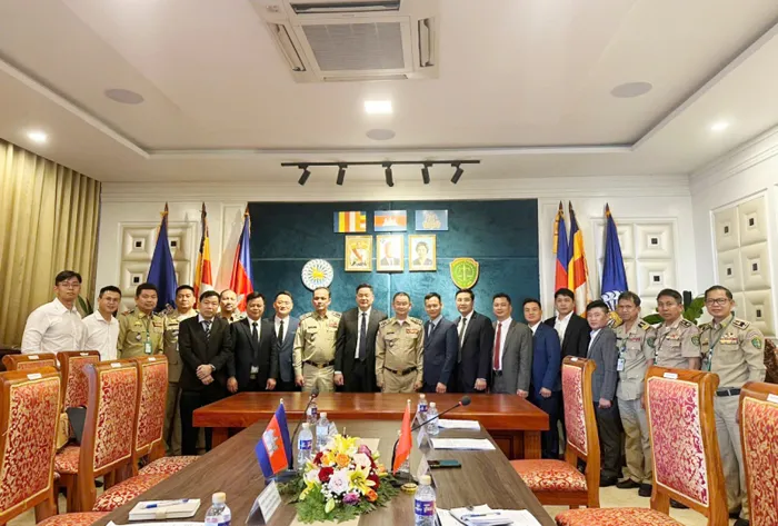 Cơ quan chức năng phối hợp triệt phá tụ điểm điều hành lừa đảo xe giá rẻ