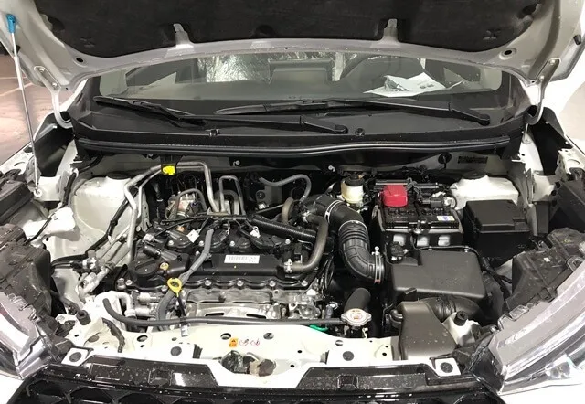 Toyota Veloz Cross - MPV 7 chỗ với động cơ 1.5L bền bỉ