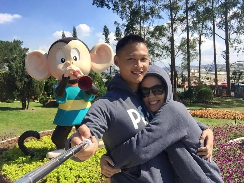 Khoảnh khắc đời thường hạnh phúc của Huyền My - Đức Trung. Ảnh: FBNV.