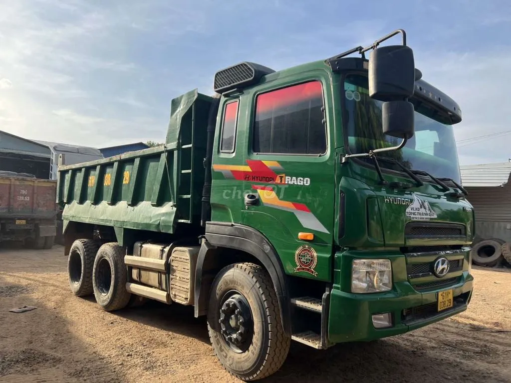 Hệ thống khung gầm của Hyundai Trago 2009 vẫn rất chắc chắn