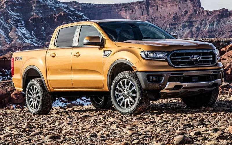 800 triệu nên mua ford ranger