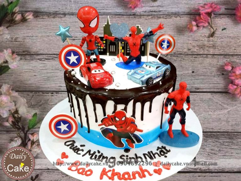 Bánh Sinh Nhật Ô Tô Siêu Nhân: Ý Tưởng Độc Đáo Cho Bé Trai