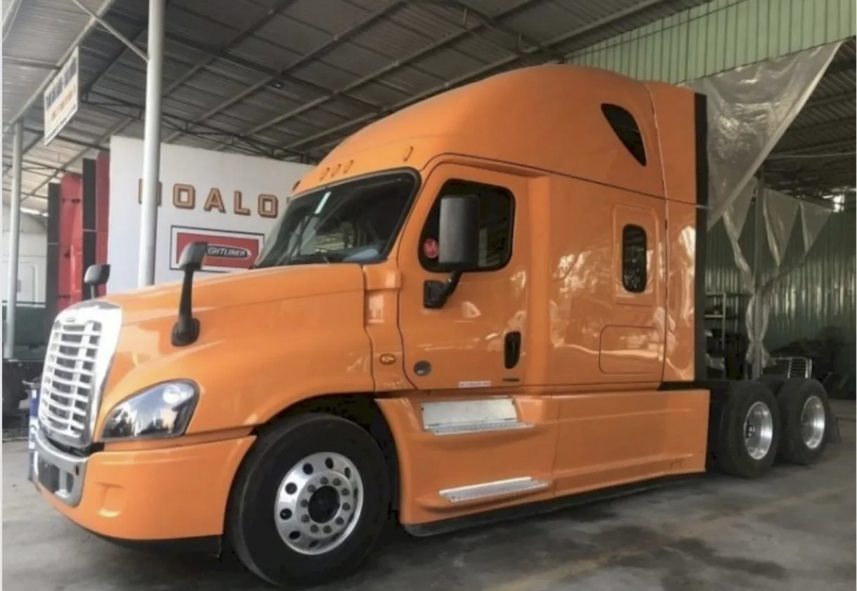 Động cơ Cummins ISX15 trên xe đầu kéo Mỹ