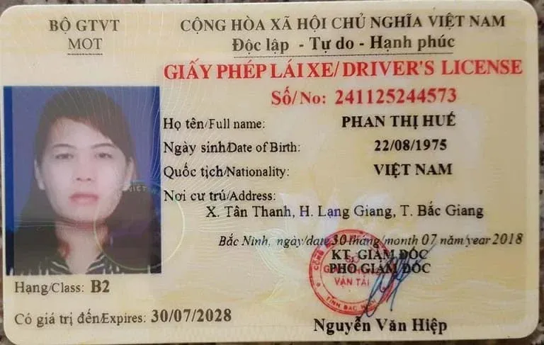 Bằng lái xe hạng B2 có thời hạn 10 năm phải đổi bằng một lần