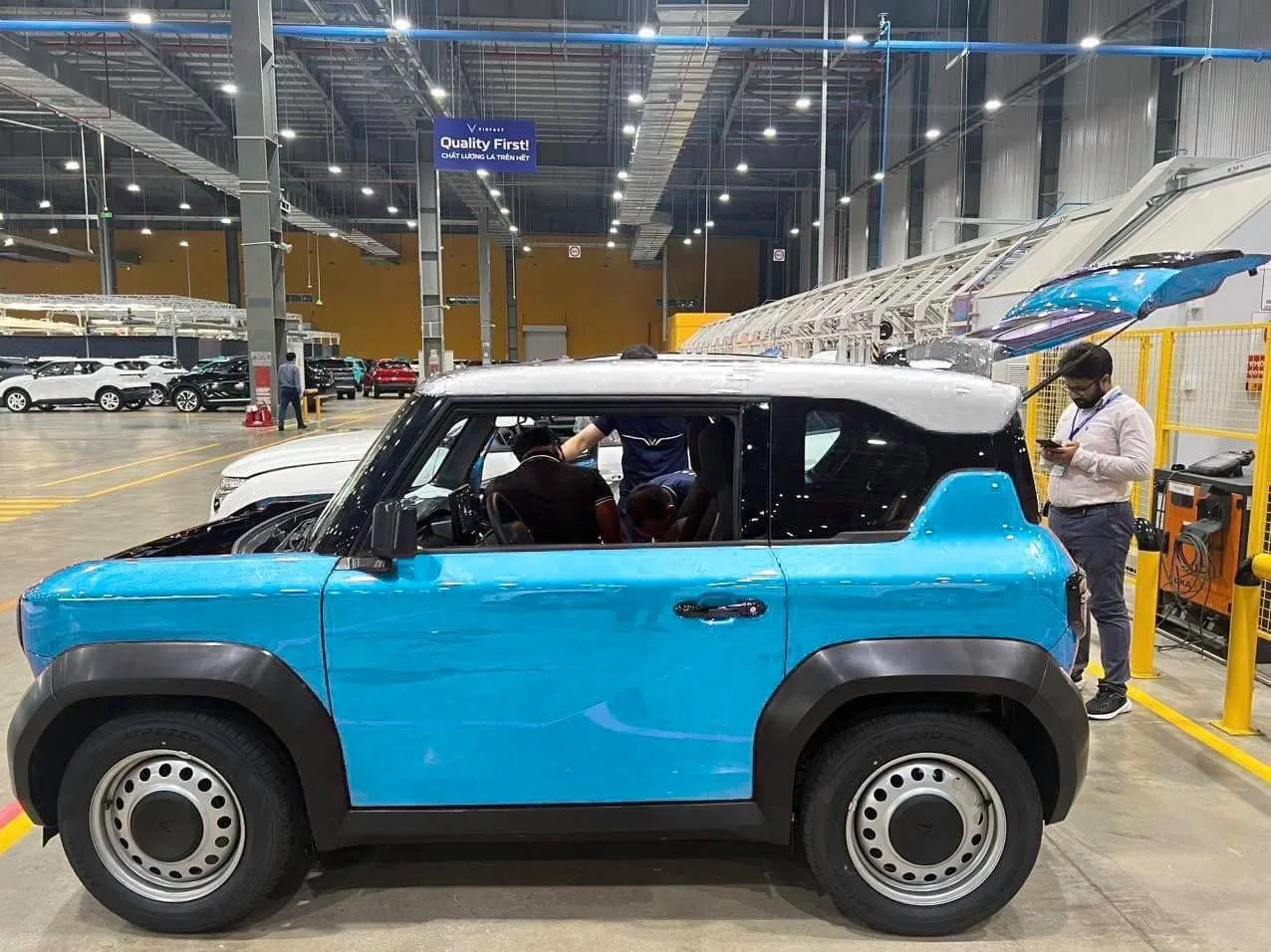 Bảng màu xe Vinfast VF3 màu xanh dương nhạt