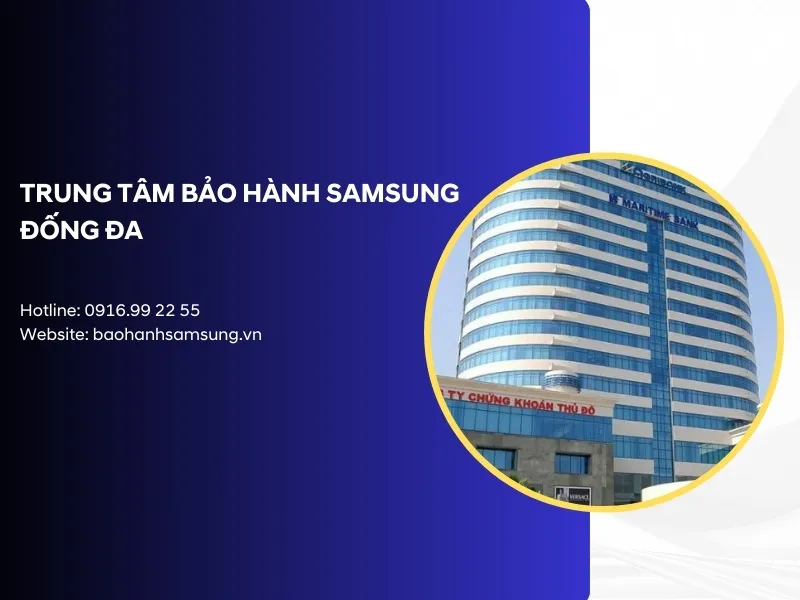 Kỹ thuật viên đang kiểm tra thiết bị tại trung tâm bảo hành Samsung Đống Đa Hà Nội