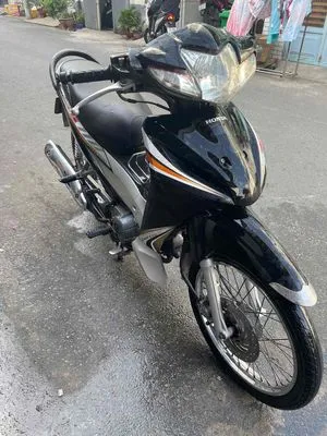 Cần bán xe Wave S 110 đời 2011 màu đen tại Tân Phú