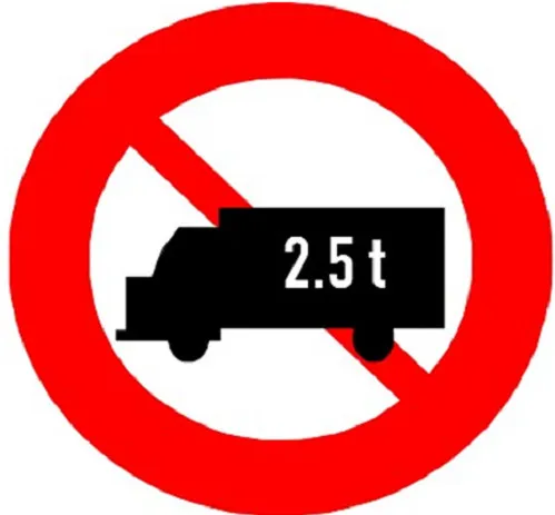 Biển báo P.106b cấm ô tô tải có khối lượng chuyên chở vượt mức quy định