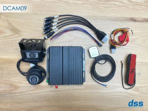 camera hành trình ô tô tốt nhất dành cho xe kinh doanh vận tải DCam09