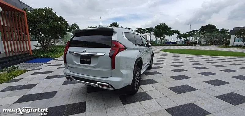 Cản sau xe Mitsubishi Pajero Sport 2026
