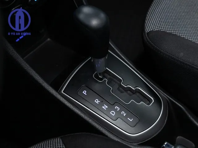 Vị trí các nấc số trên hộp số tự động hiện đại