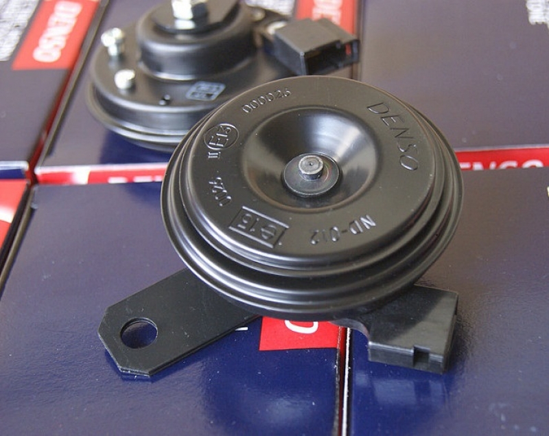 Còi Xe Ô Tô Loại Nào Tốt Và Kinh Nghiệm Chọn Mua Chất Lượng