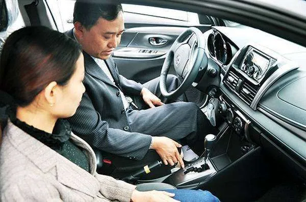 Hướng dẫn chi tiết quy trình đăng ký hồ sơ học lái xe nhanh chóng và đúng quy định pháp luật hiện hành