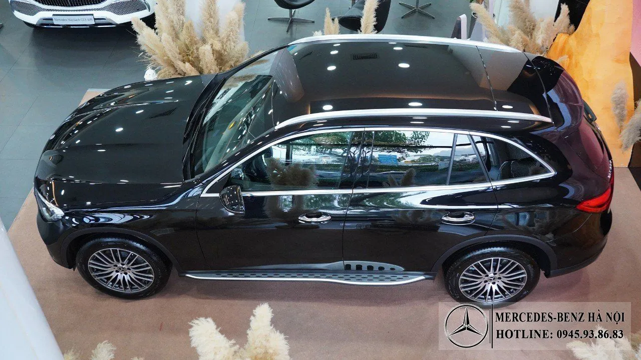 Hệ thống gương chiếu hậu tích hợp cảnh báo điểm mù