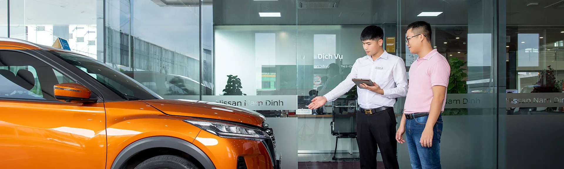 Hướng dẫn đặt lịch hẹn tại trung tâm bảo hành nissan chính hãng năm 2026