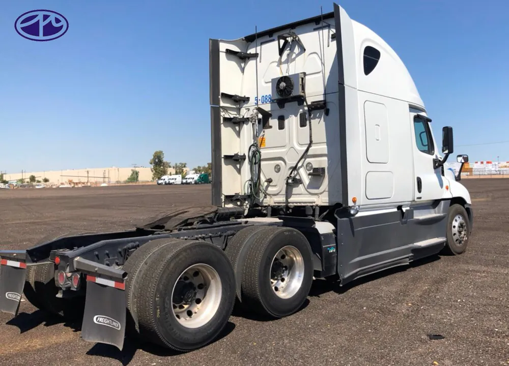 Kích thước tổng thể xe đầu kéo mỹ freightliner phù hợp nhiều loại rơ mooc