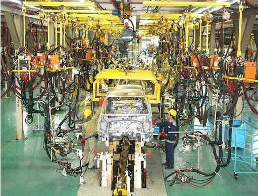 Dây chuyền sản xuất lắp ráp ô tô