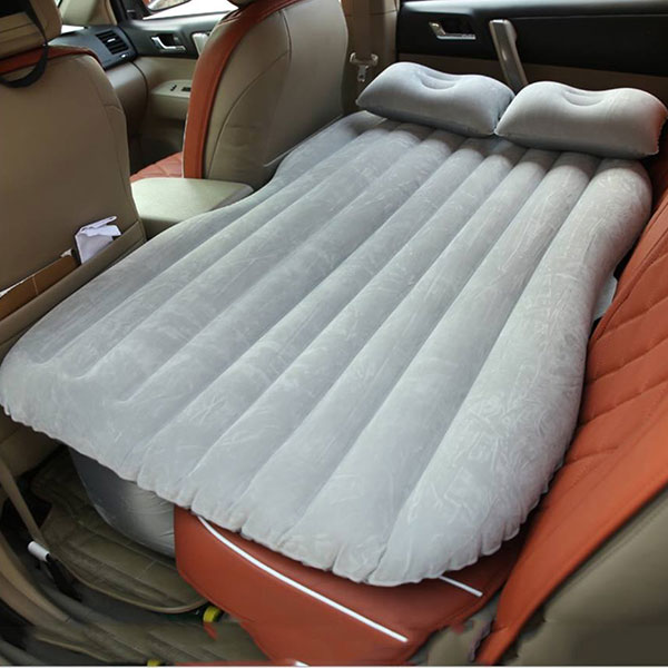 đệm hơi ghế sau ô tô - Giải pháp cho những chuyến đi dài