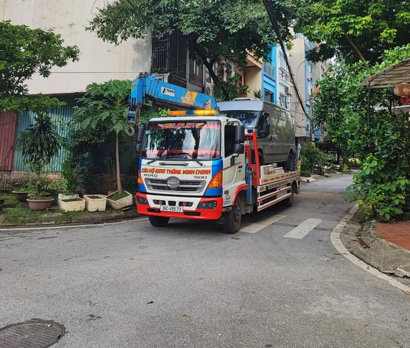 Hệ thống trang thiết bị hiện đại của cứu hộ ô tô thanh hóa sẵn sàng phục vụ