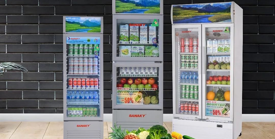 Kỹ thuật viên chuyên nghiệp sửa tủ mát tại nhà