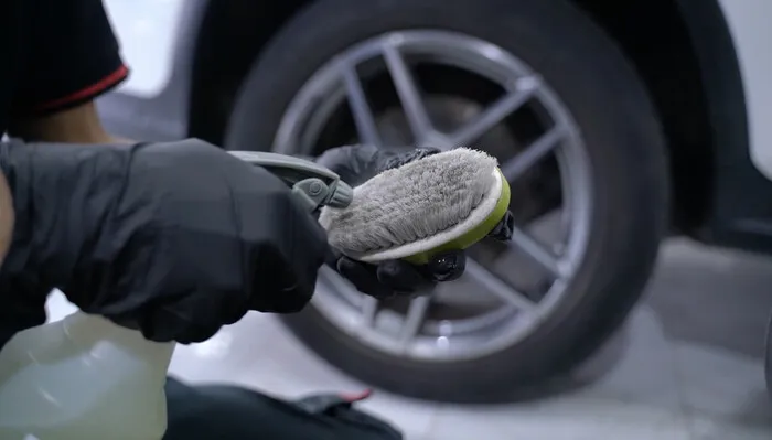 Bàn chải chuyên dụng dọn nội thất ô tô