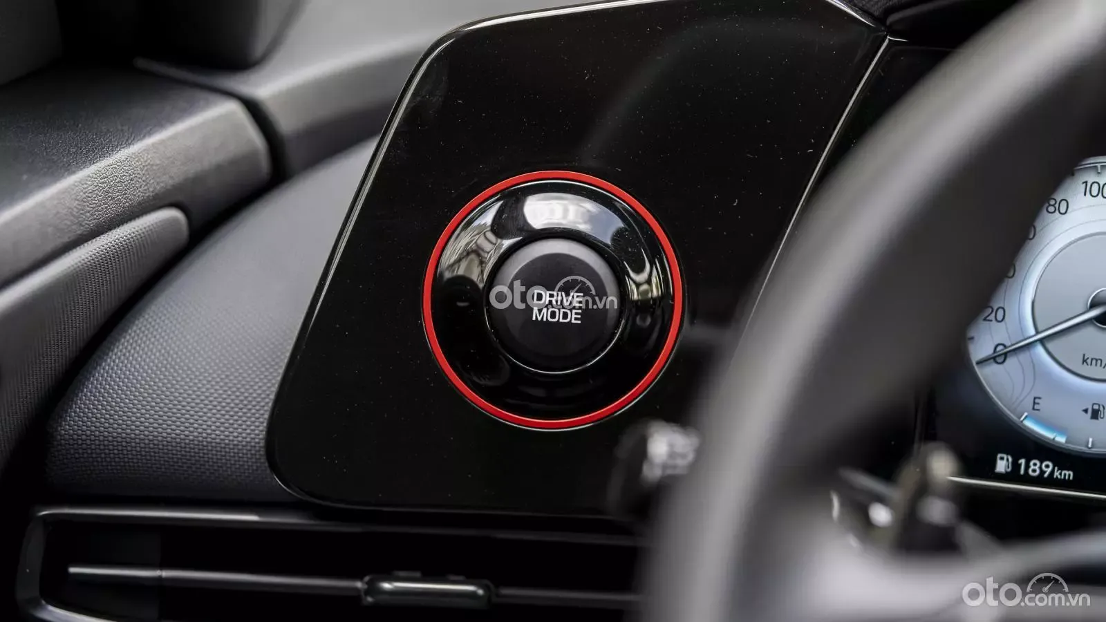 Nút điều chỉnh Drive Mode tùy biến cảm giác lái trên Elantra