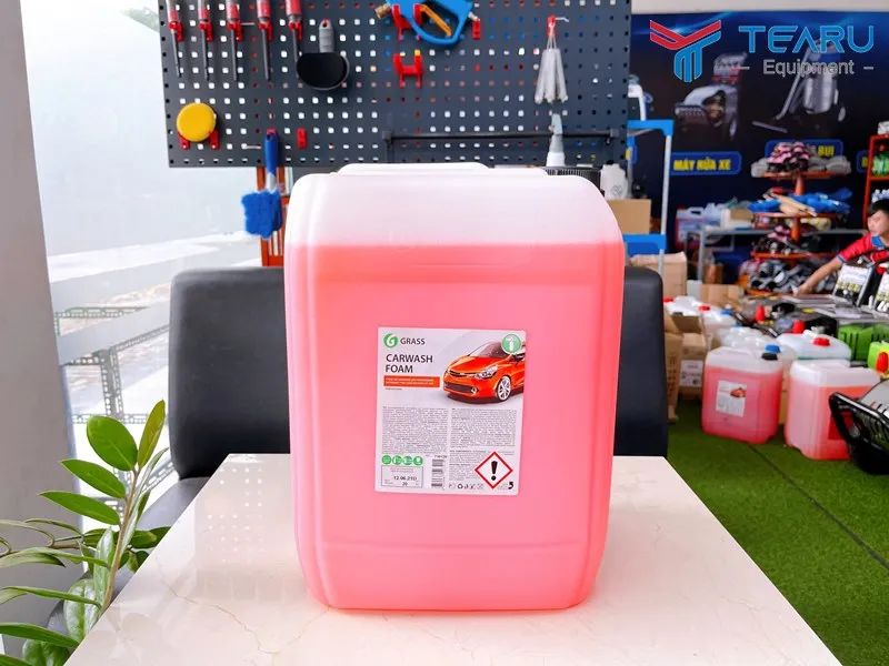 Dung dịch rửa xe bọt tuyết cao cấp Carwash Foam 20 lít nhập khẩu