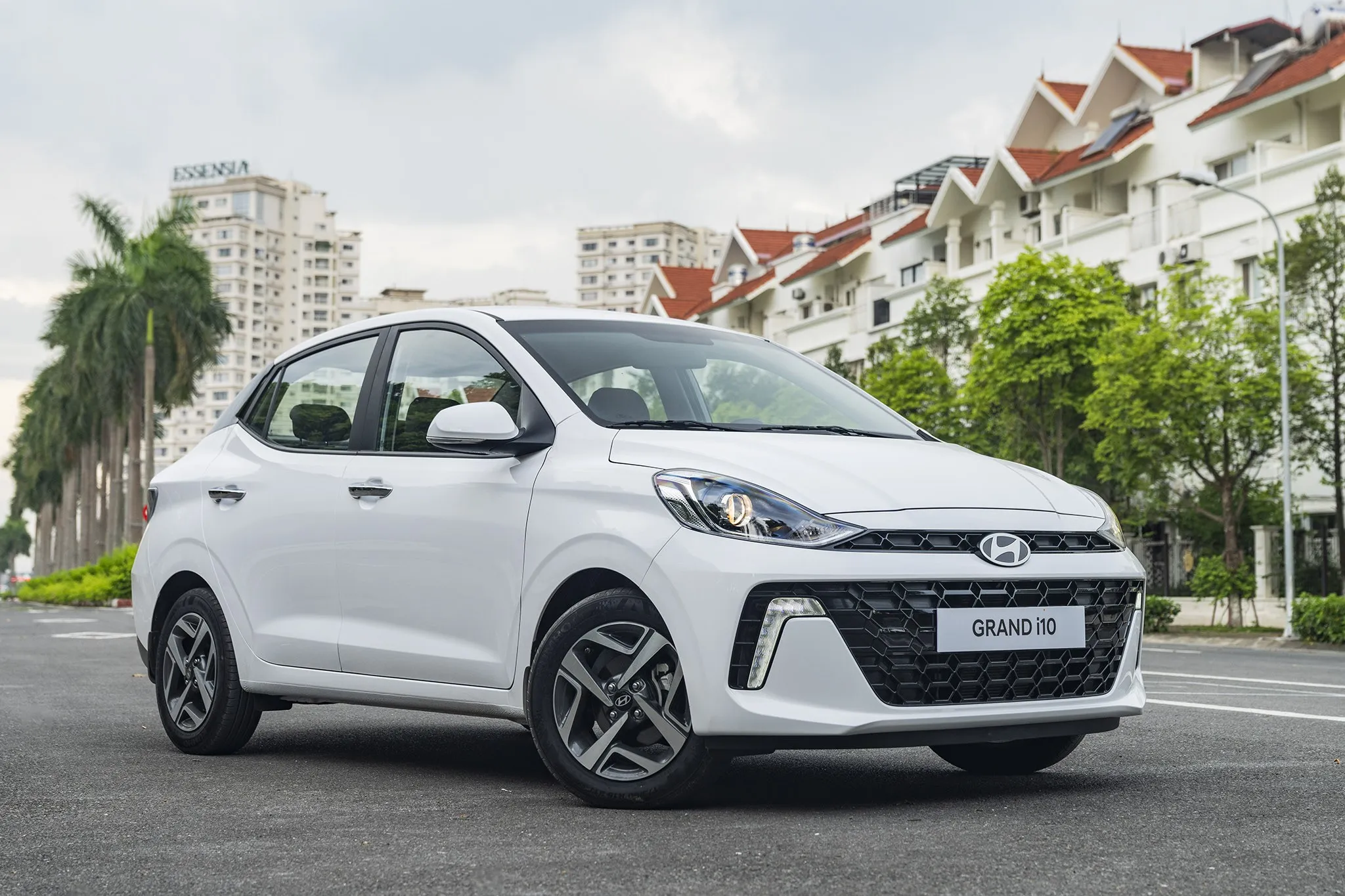 Mẫu xe Hyundai Grand i10 mang lại không gian rộng rãi và tiện nghi cho phái đẹp