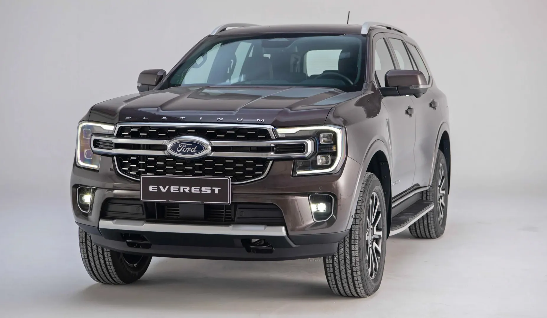 Ford Everest Titanium 2026 - Ngoại thất sang trọng