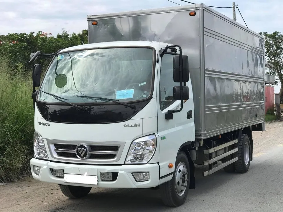 Xe tải Thaco Foton 350 3.5 tấn đời 2018 thùng kín trắng