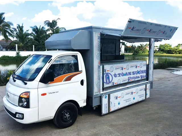 Xe tải bán hàng lưu động Hyundai H150