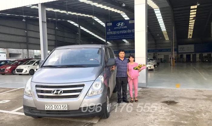 giao xe hyundai starex