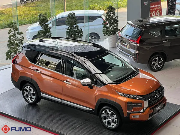 hình ảnh xe ô tô đẹp - Mitsubishi 7 chỗ thiết kế năng động và thực dụng