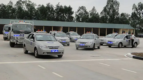 Xe tập lái quận 12