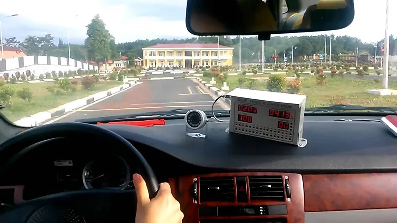 Học thực hành lái xe ô tô qua các bài thi sa hình sát hạch thực tế