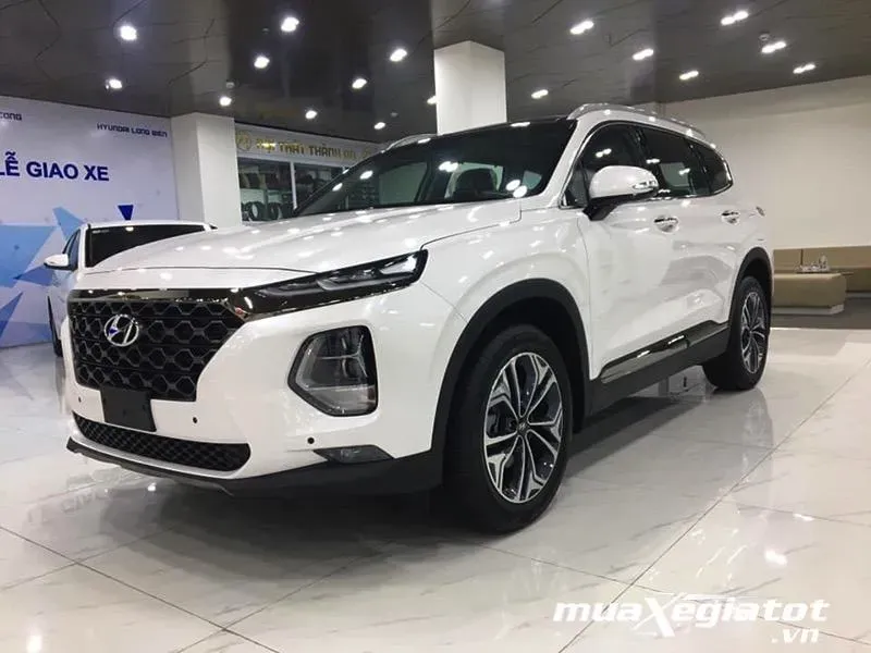 Hyundai SantaFe - Top 10 xe bán chạy nhất tháng 6/2026