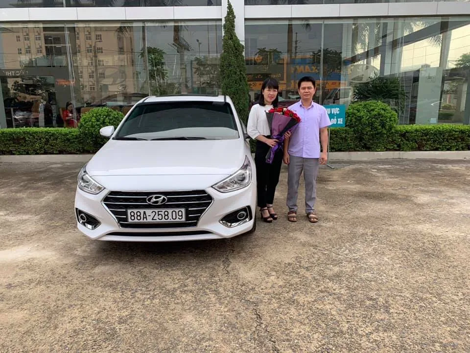 hyundaivinhyenbangiaoxechokhachhang