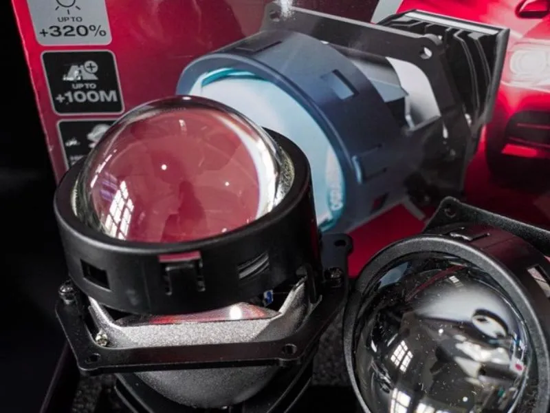 Linh kiện chiếu sáng cao cấp giúp xe vận hành an toàn hơn