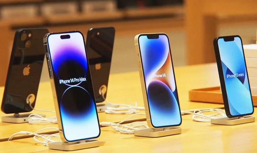 Phân tích giá trị kinh tế khi đầu tư vào iPhone trả bảo hành