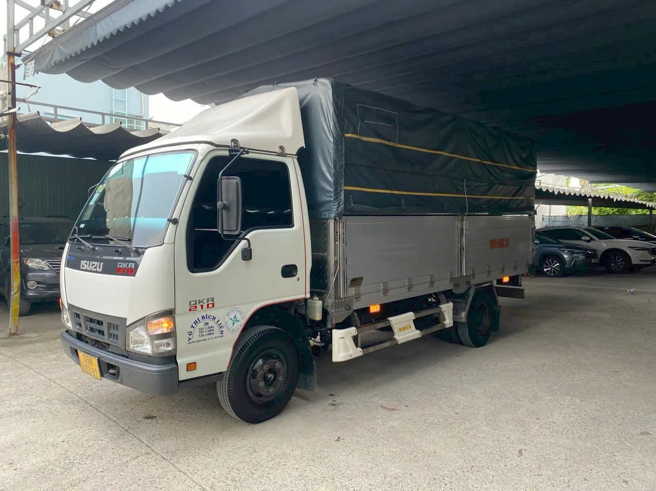 Isuzu 1.9 tấn cũ thùng mui bạt tiêu chuẩn