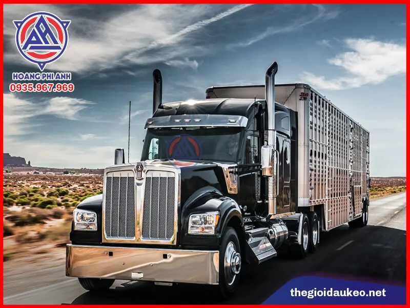 Kenworth Truck với thiết kế cabin mui nâng hiện đại