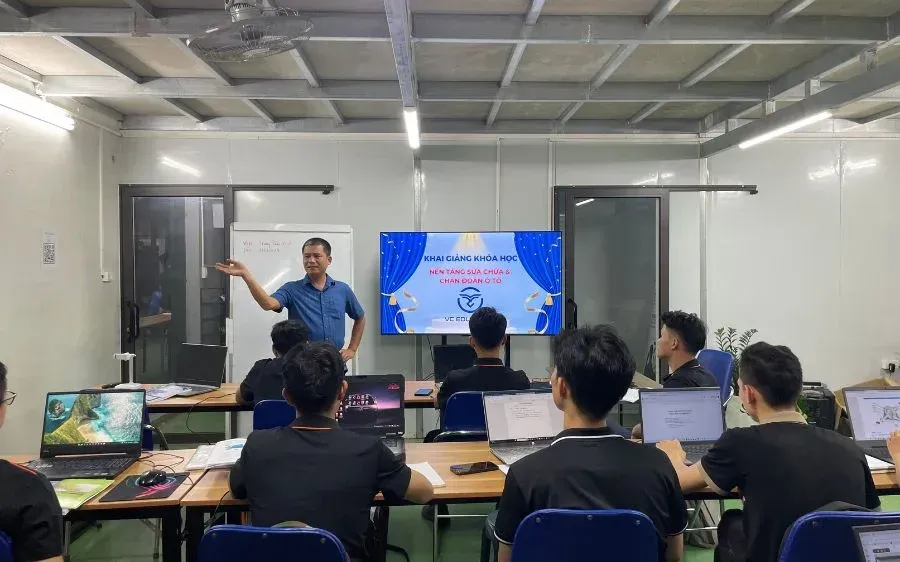 Khóa học thử hàng tháng dành cho học viên mới