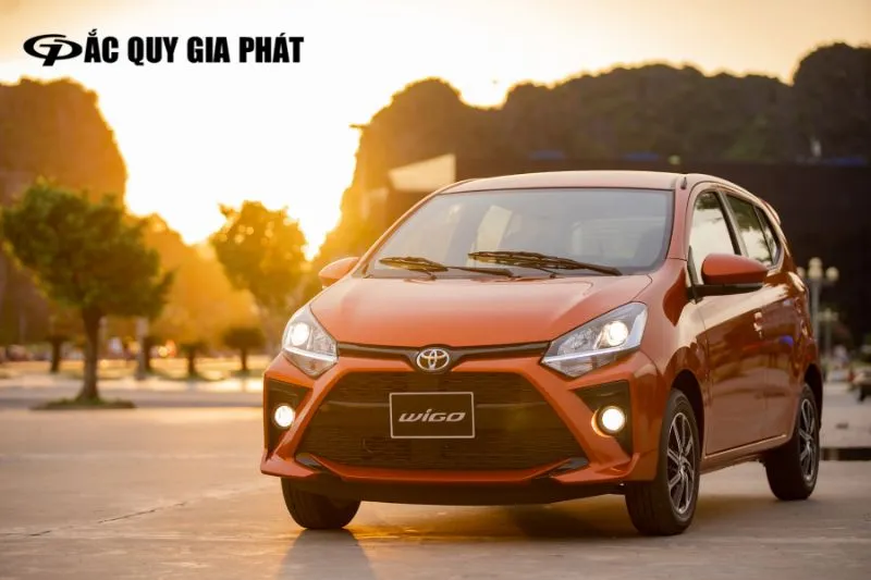 Kích cỡ xe 5 chỗ Toyota Wigo mang lại sự linh hoạt tuyệt vời trong phố đông