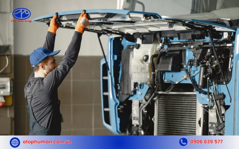 Kiểm tra và bảo dưỡng các bộ phận, hệ thống của xe tải