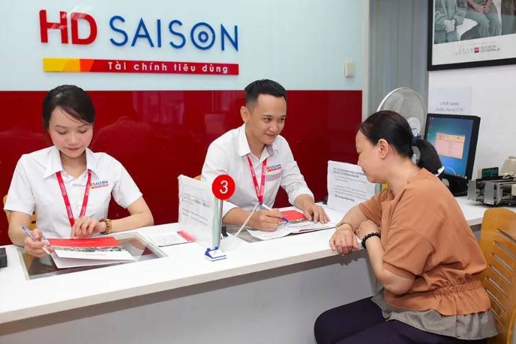 Nên tra cứu online trước để tiết kiệm thời gian di chuyển trước khi đến kiểm tra tại điểm giao dịch HD SAISON.